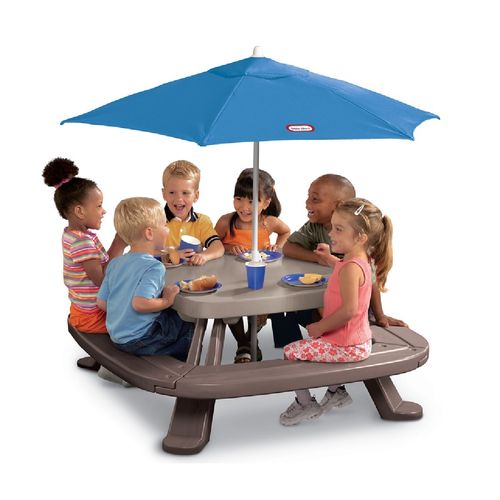 Mesa Infantil Picnic com Guarda-Sol 8 Lugares - Little Tikes